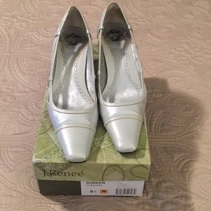 Used Pumps Narrow Width